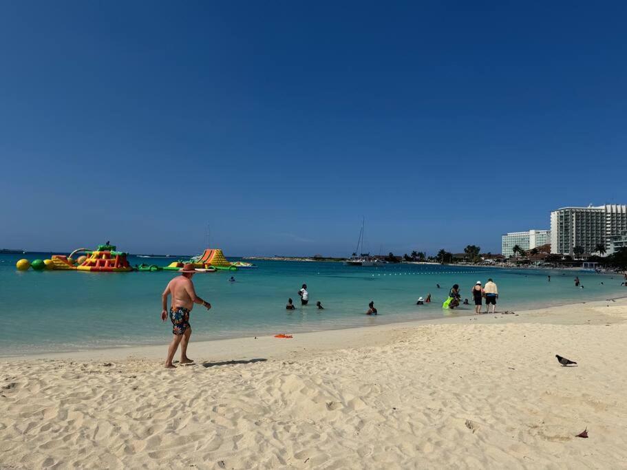 Panorama Ochi - Castles B20